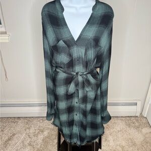 Cloth & Stone Green Plaid Long Sleeve Dress